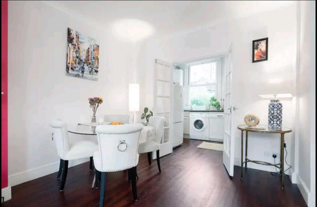 Stylish Room With Private Bath & Terrace In Super Central Clapham Junction Minutes From Victoria, Waterloo London Ngoại thất bức ảnh