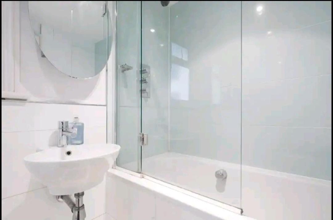 Stylish Room With Private Bath & Terrace In Super Central Clapham Junction Minutes From Victoria, Waterloo London Ngoại thất bức ảnh